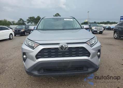 2019 Toyota Rav4 Xle from USA, damaged, VIN 2T3W1RFV4KW003030